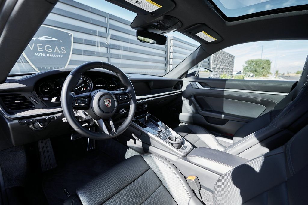 Used 2024 Porsche 911 Carrera S w/ Sport Package RWD image 2
