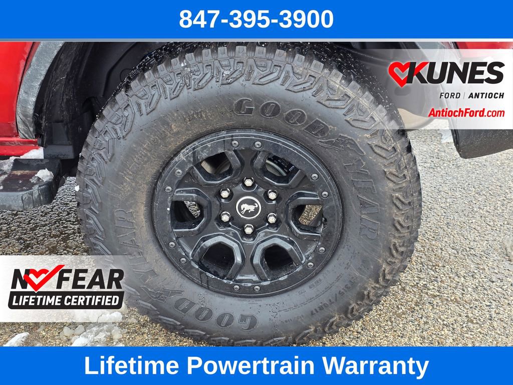 Used 2023 Ford Bronco Wildtrak image 11