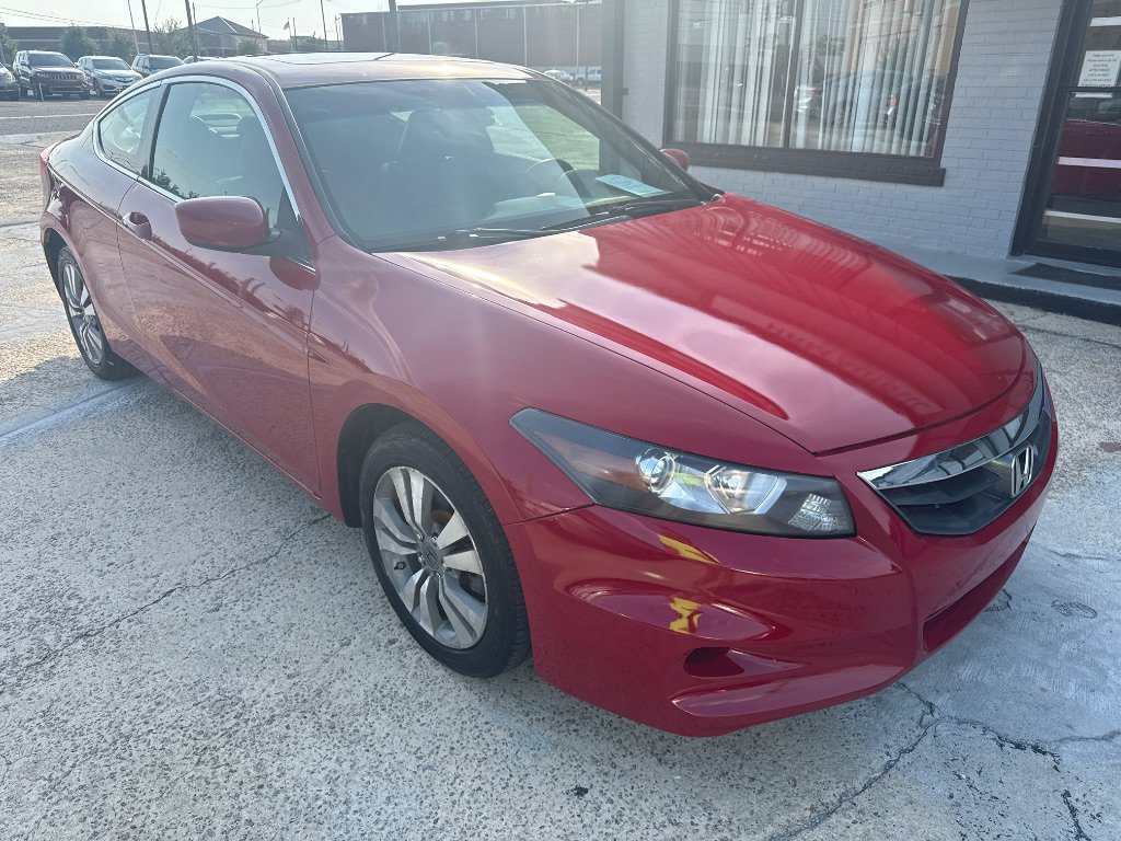 Used 2011 Honda Accord EX-L image 2