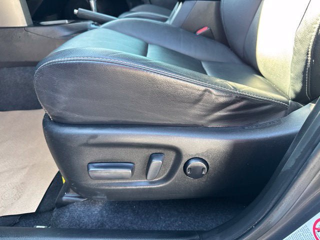 Used 2016 Toyota RAV4 Limited FWD image 11