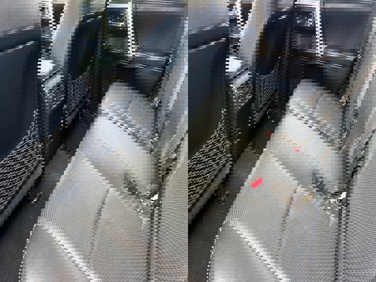 Used 2016 Toyota 4Runner Limited image 4