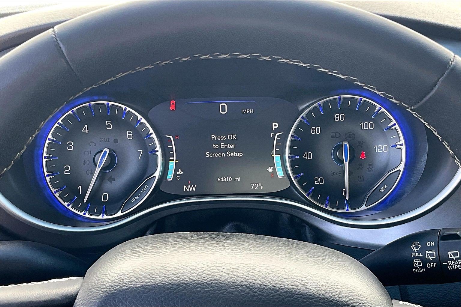 Used 2024 Chrysler Pacifica Touring-L FWD image 25