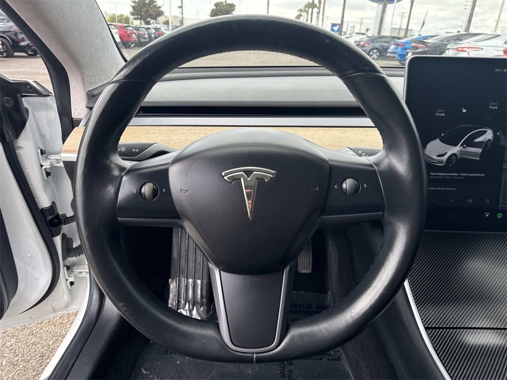 Used 2017 Tesla Model 3 Long Range image 8