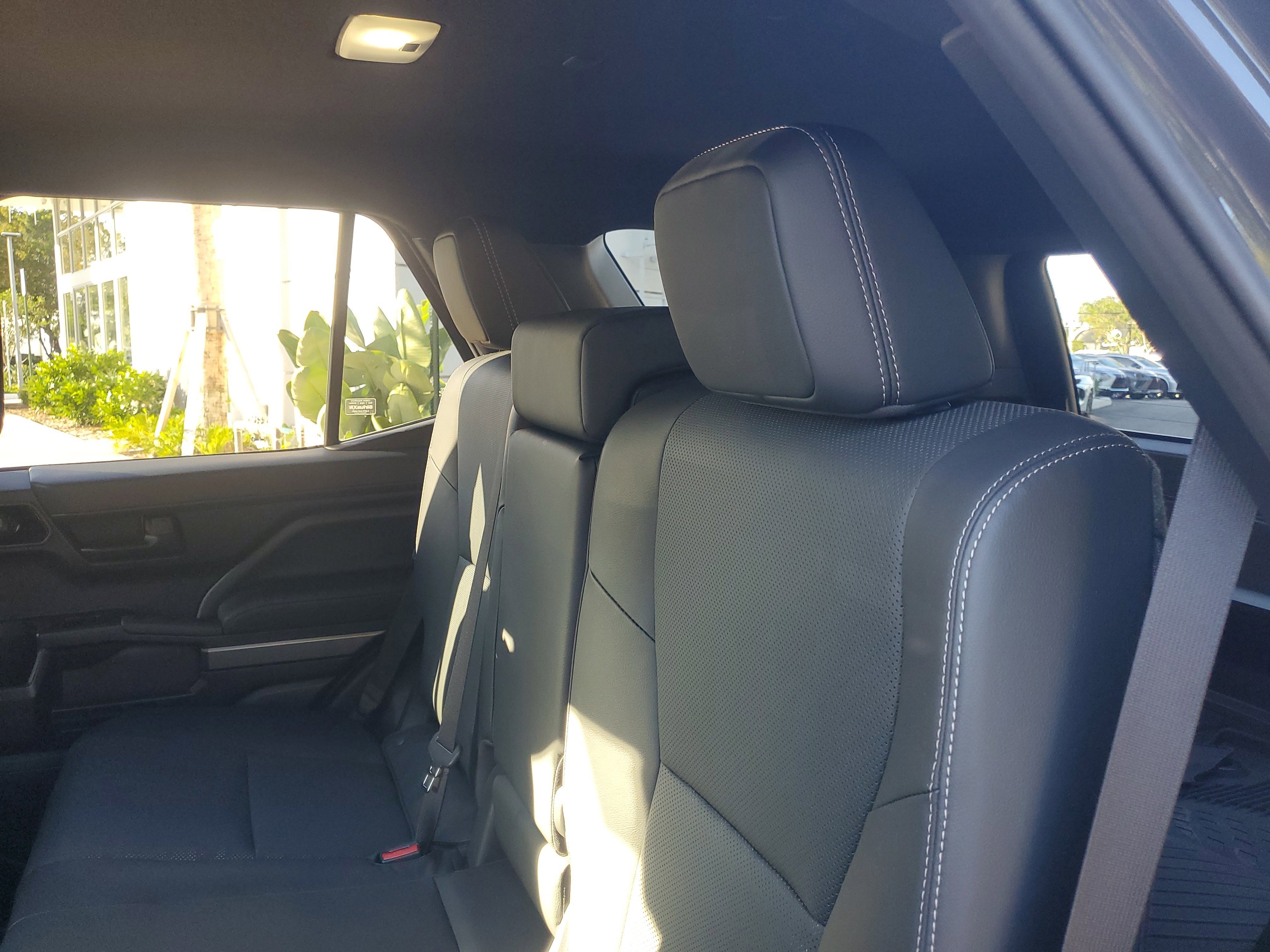 Used 2025 Toyota 4Runner TRD Off-Road Premium image 13