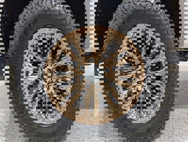 Used 2018 Ford F250 Platinum w/ Platinum Ultimate Package image 11