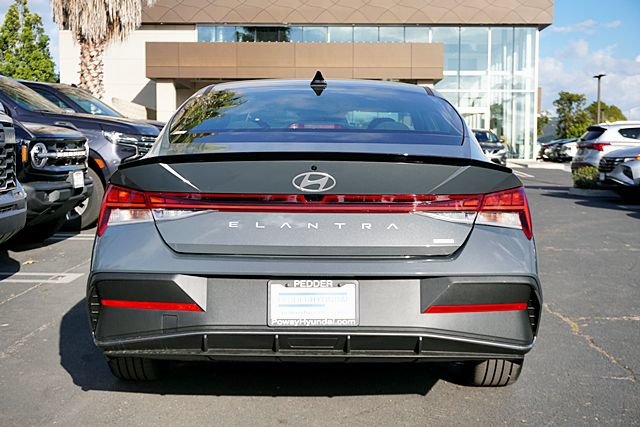 New 2026 Hyundai Elantra Sport FWD image 10