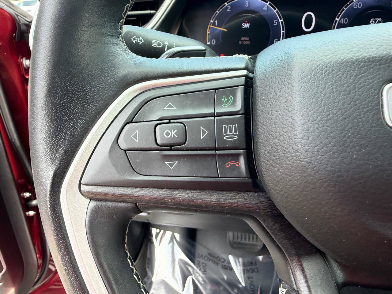 Used 2021 Jeep Grand Cherokee L Limited AWD/4WD image 32
