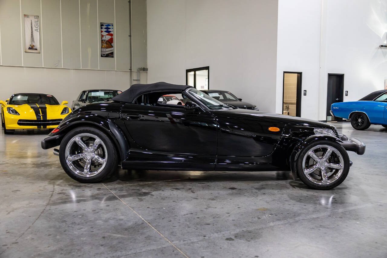 Used 1999 Plymouth Prowler RWD image 23