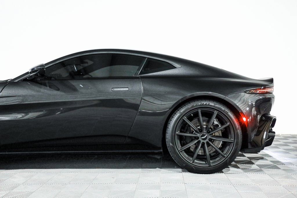 Used 2020 Aston Martin V8 Vantage Coupe image 16
