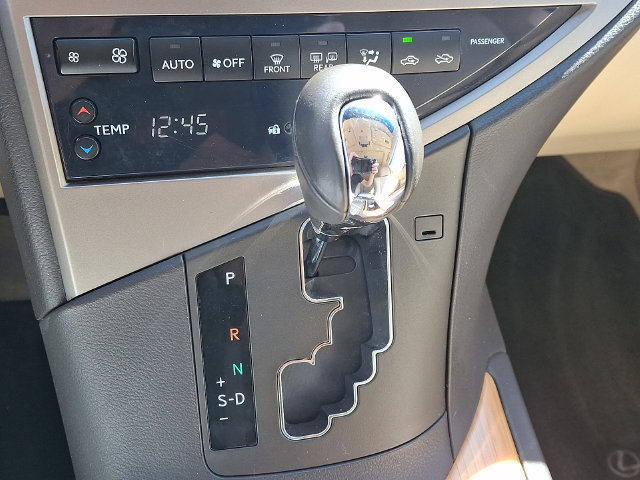 Used 2015 Lexus RX 450h AWD image 19