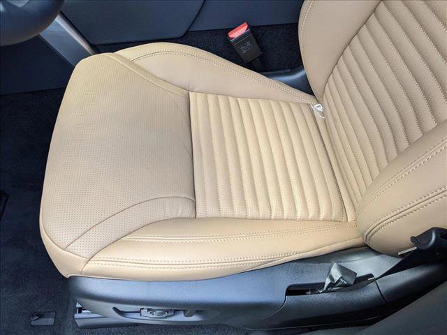 New 2025 Land Rover Discovery Dynamic SE image 4