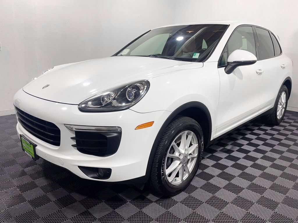 Used 2016 Porsche Cayenne AWD/4WD image 8