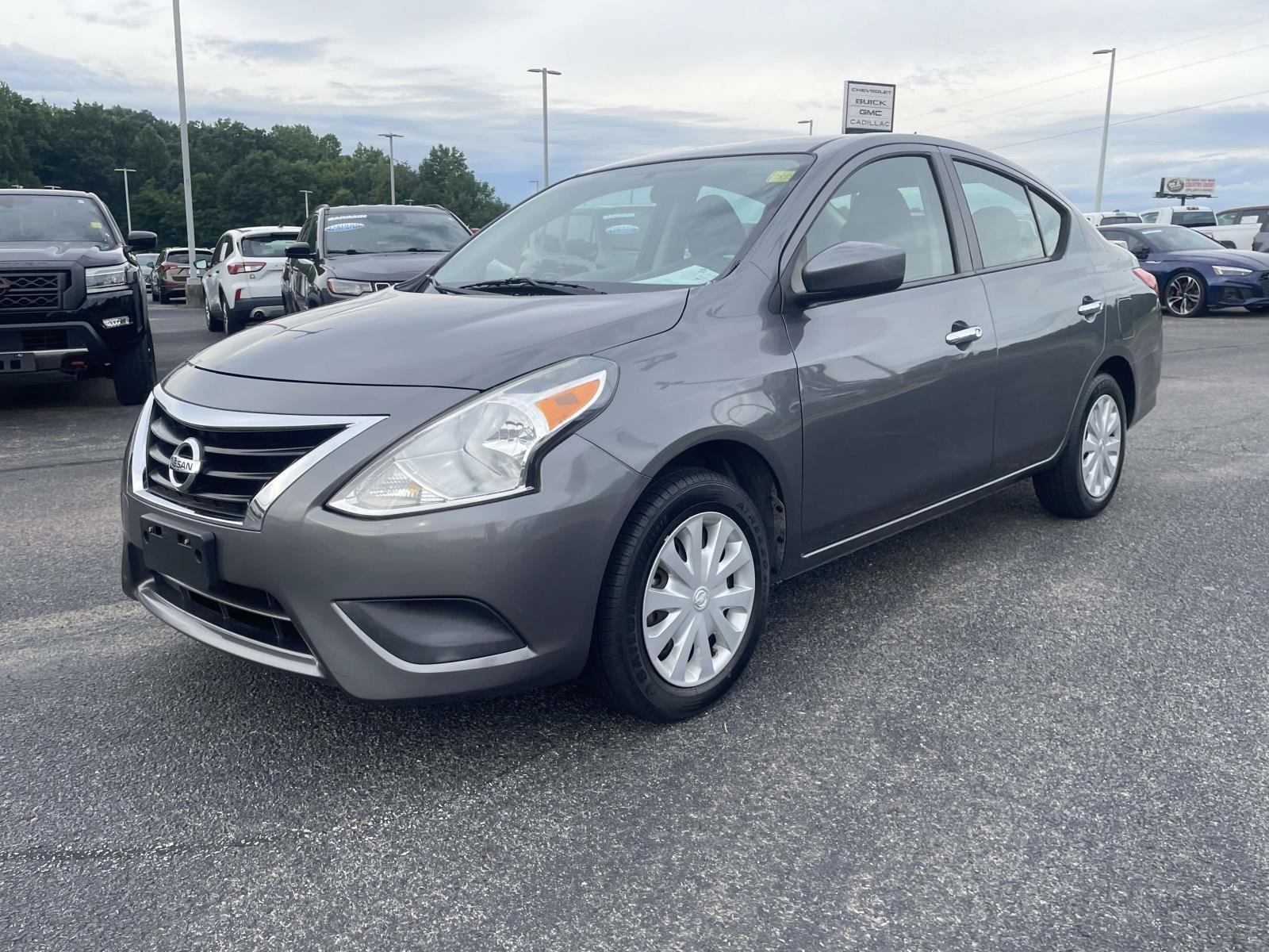 Used 2018 Nissan Versa SV FWD image 9