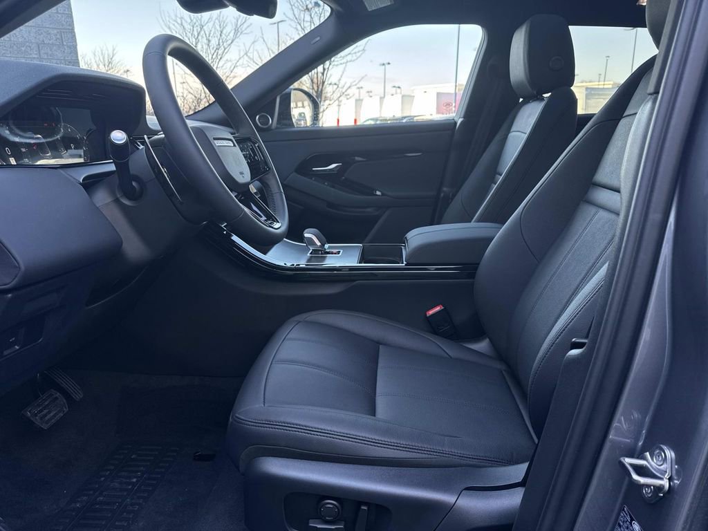 New 2026 Land Rover Range Rover Evoque S image 18