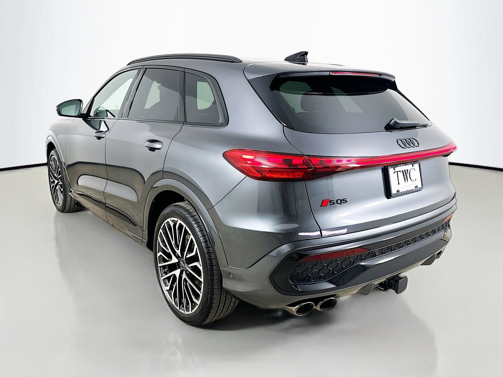 New 2026 Audi SQ5 Premium Plus AWD/4WD image 7