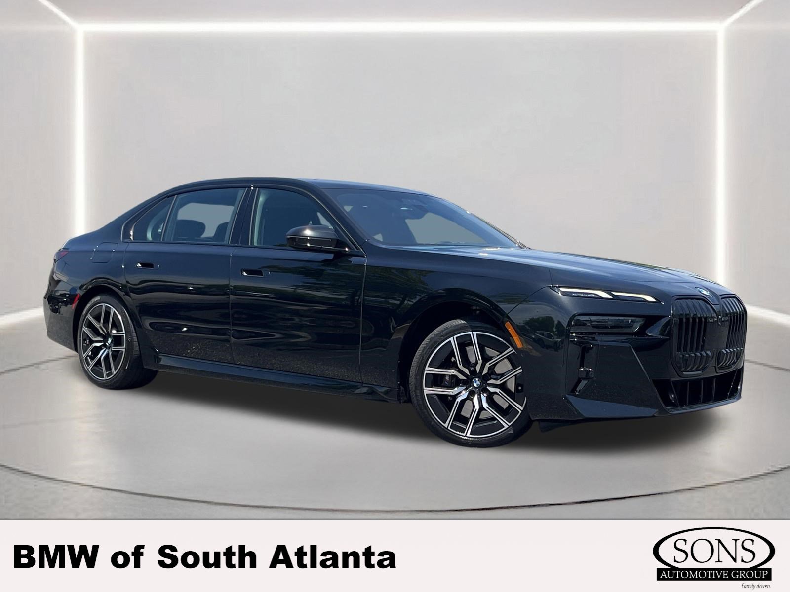 Used 2023 BMW 740i RWD image 1