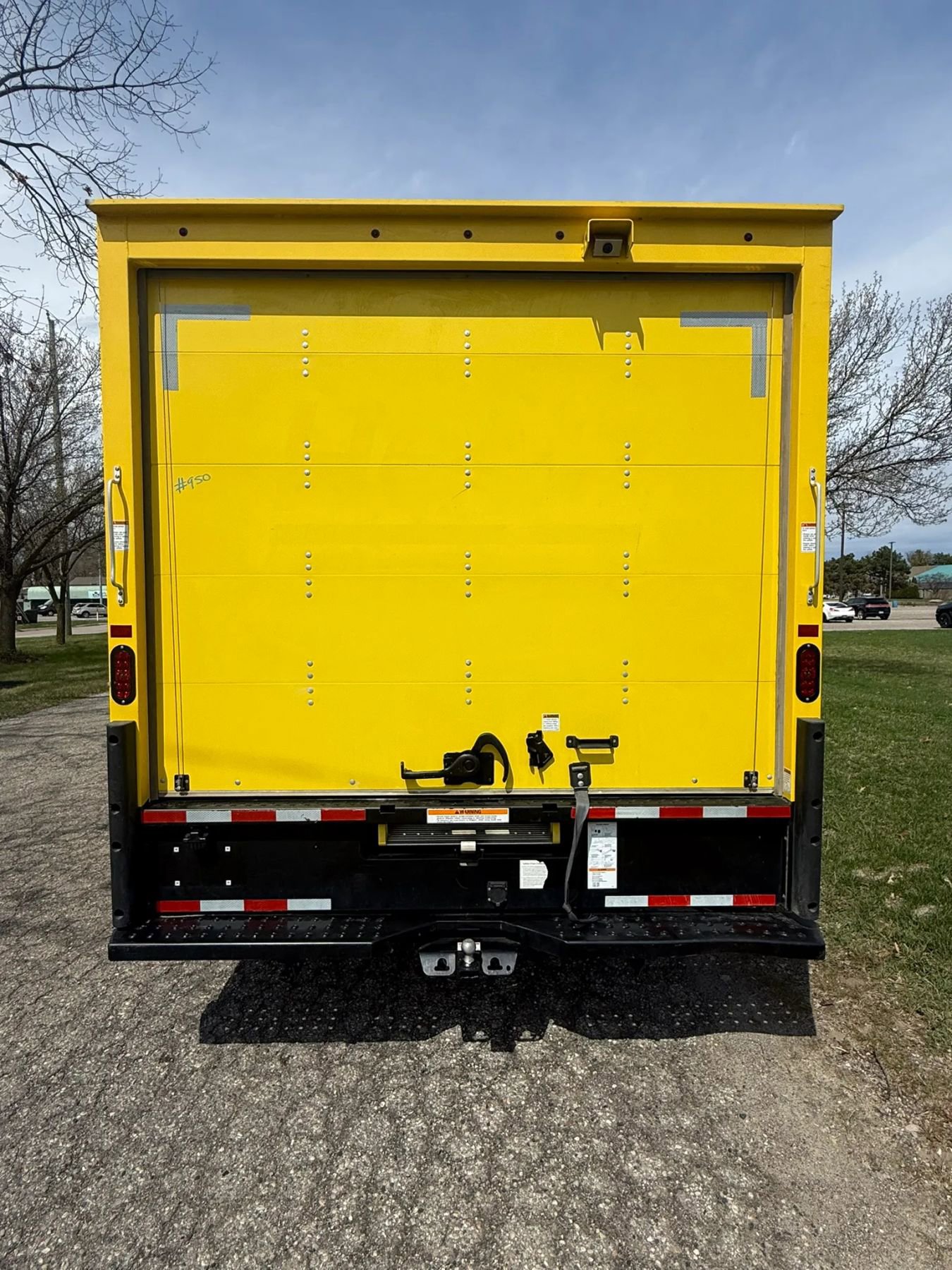 Used 2023 Ford E-350 and Econoline 350 Super Duty w/ Driver's Safety Package RWD image 4