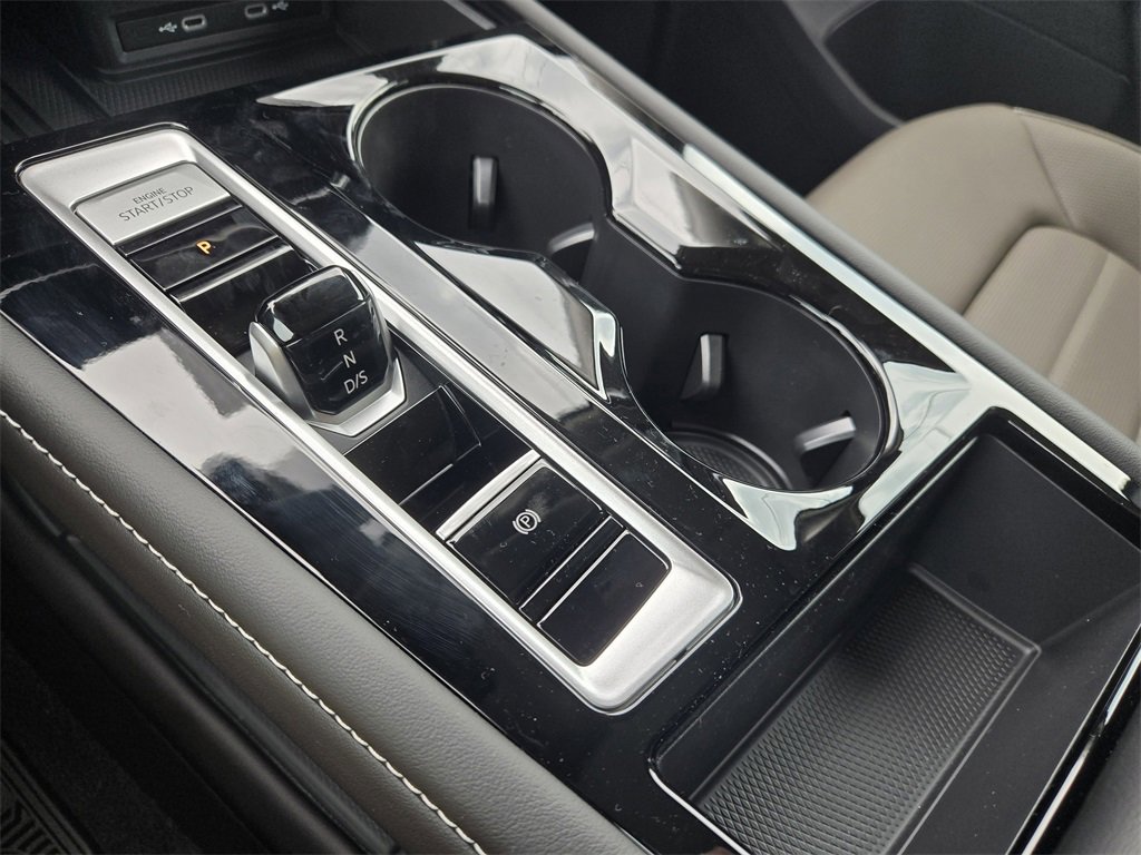 New 2026 Volkswagen Atlas SEL image 17