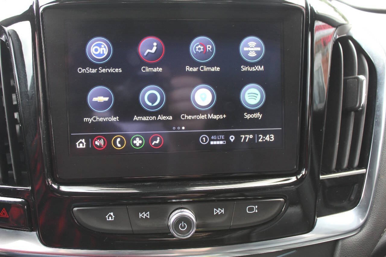 Used 2023 Chevrolet Traverse LT AWD/4WD image 9