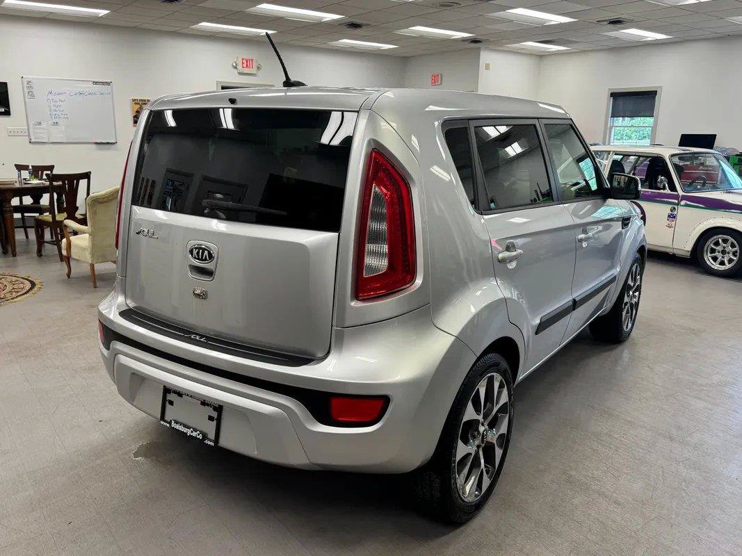 Used 2012 Kia Soul ! FWD image 31