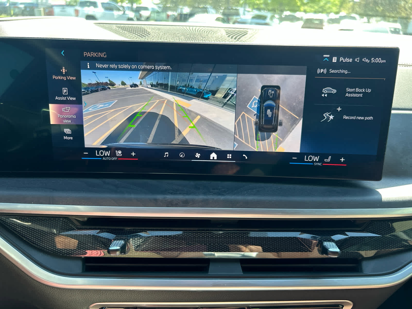 Used 2024 BMW X5 xDrive40i w/ Premium Package image 31