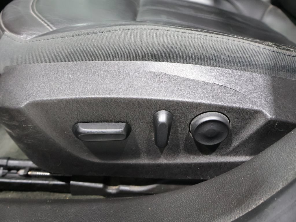 Used 2014 Buick Regal Premium FWD image 13