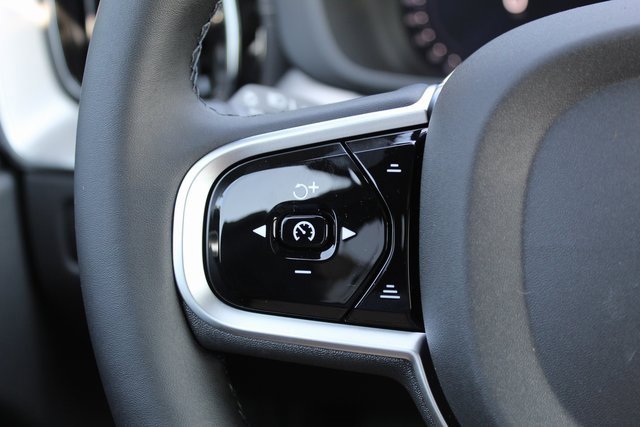 New 2026 Volvo XC60 B5 Ultra w/ Protection Package Premier image 18