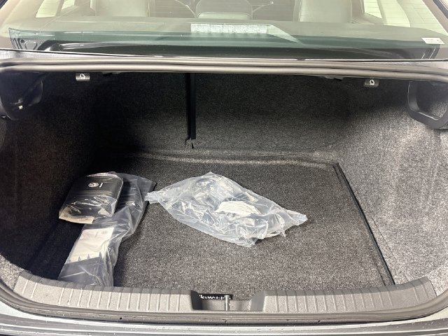 New 2027 Volkswagen Jetta SE FWD image 25