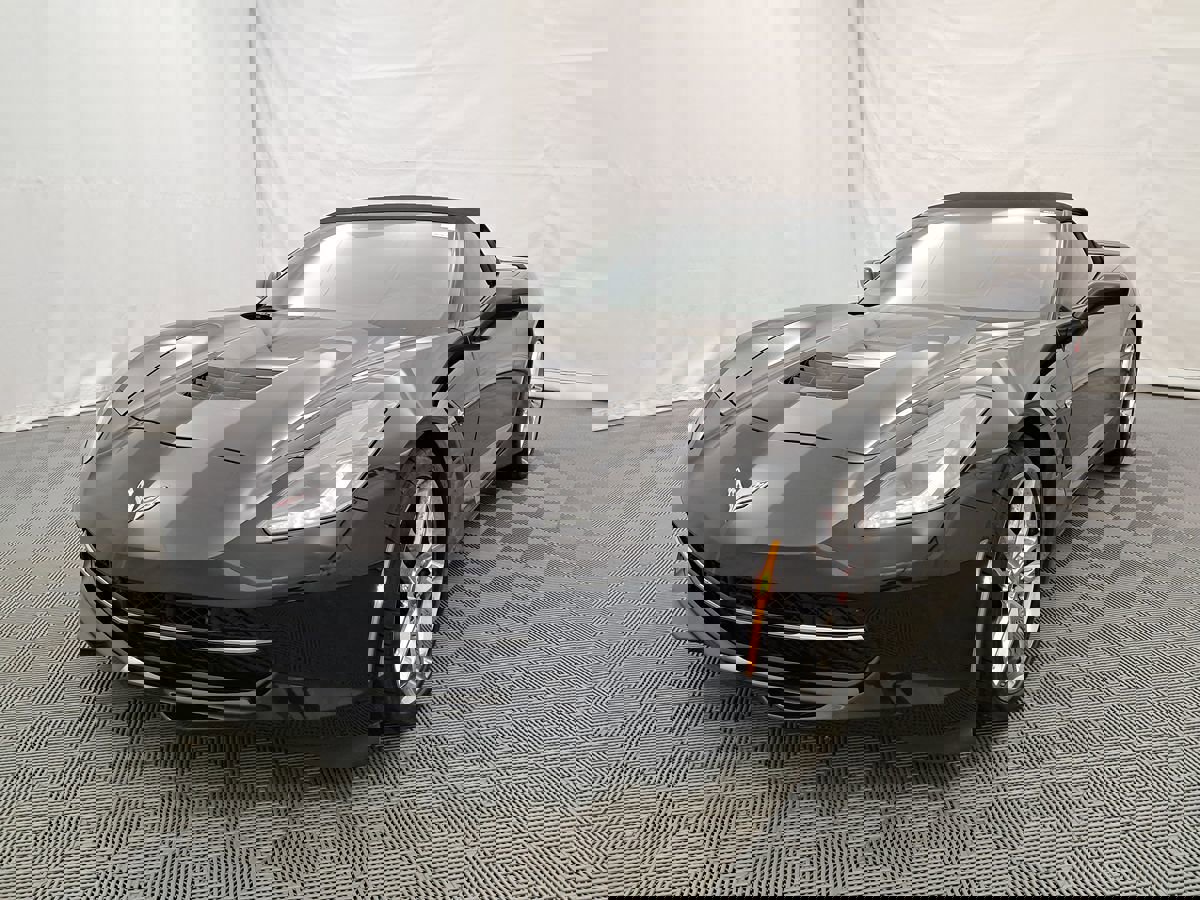 Used 2018 Chevrolet Corvette Stingray Convertible w/ 1LT image 6