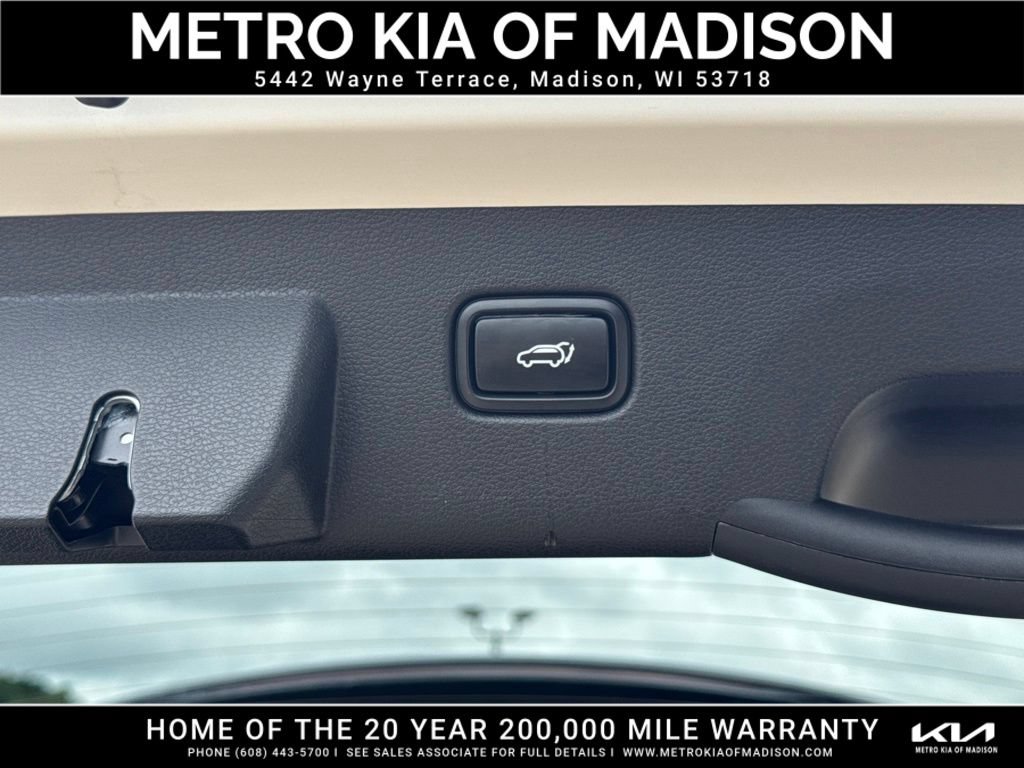 Used 2026 Kia Sportage EX FWD image 39