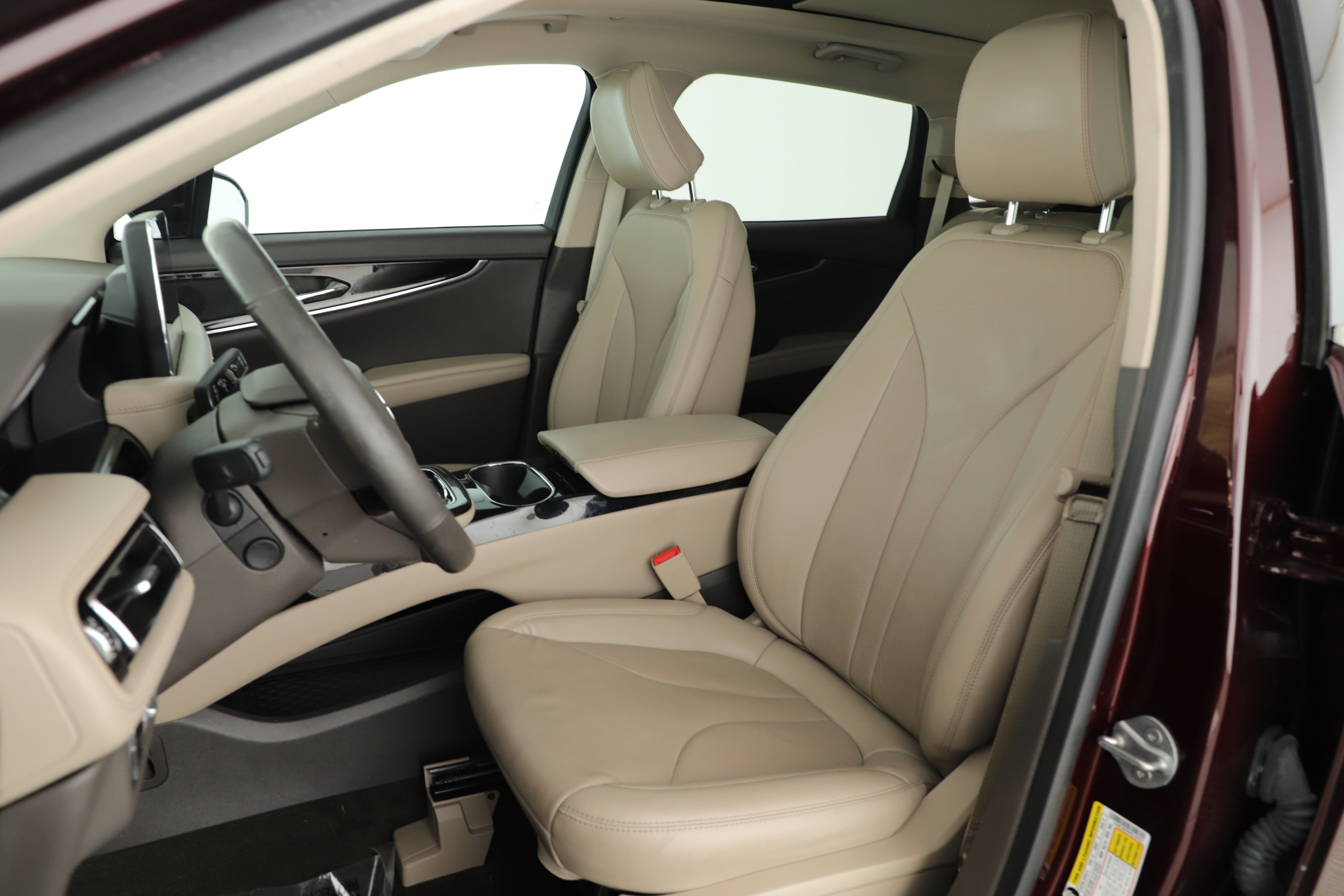 Used 2023 Lincoln Nautilus Reserve AWD/4WD image 10