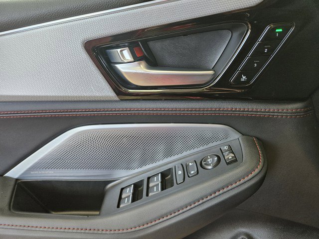 Used 2025 Acura MDX A-Spec image 32