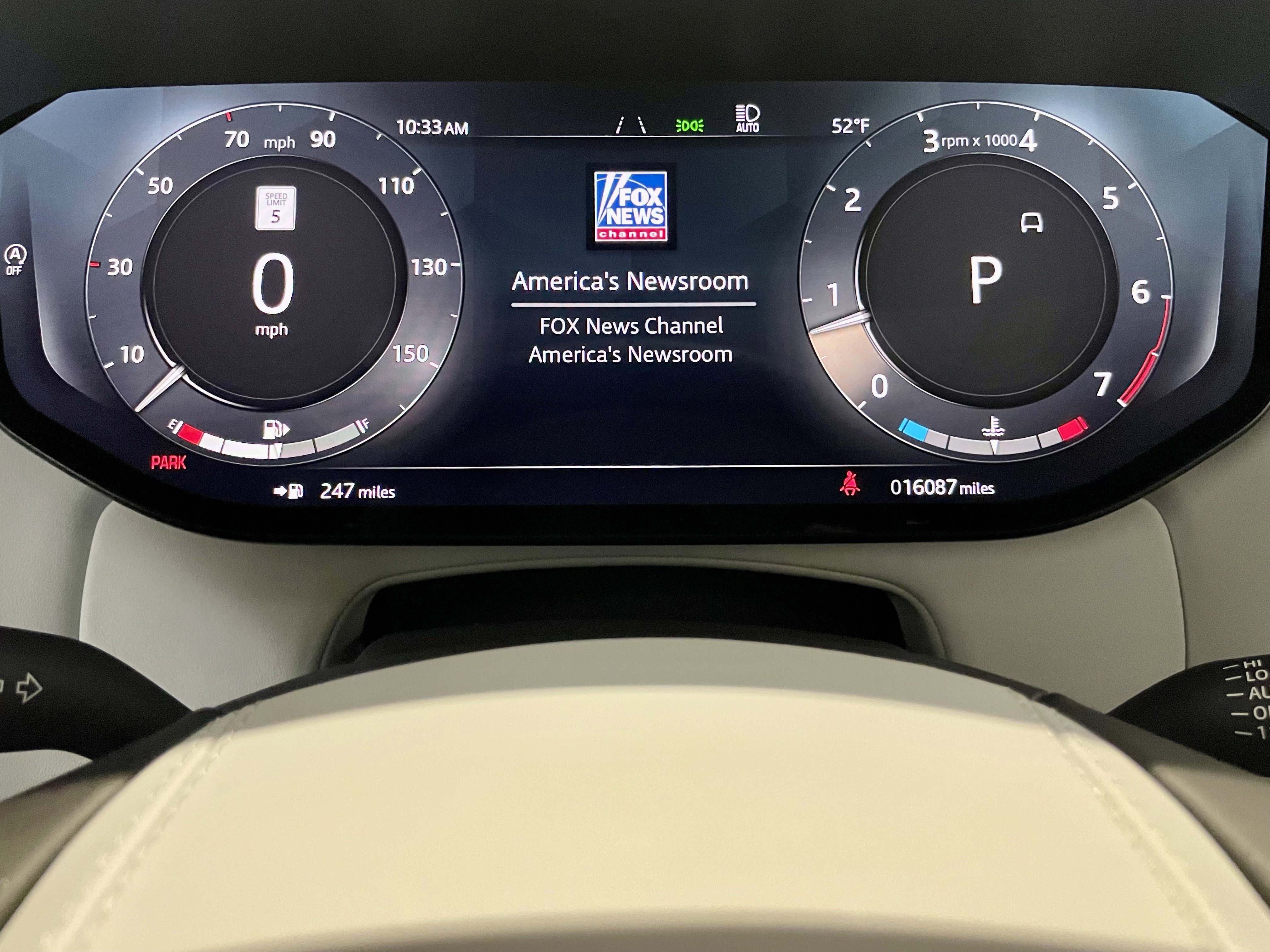 Certified 2024 Land Rover Range Rover Sport SE image 24