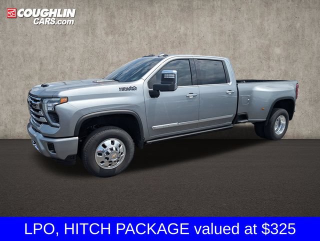 Used 2024 Chevrolet Silverado 3500 High Country w/ High Country Premium Package AWD/4WD image 6