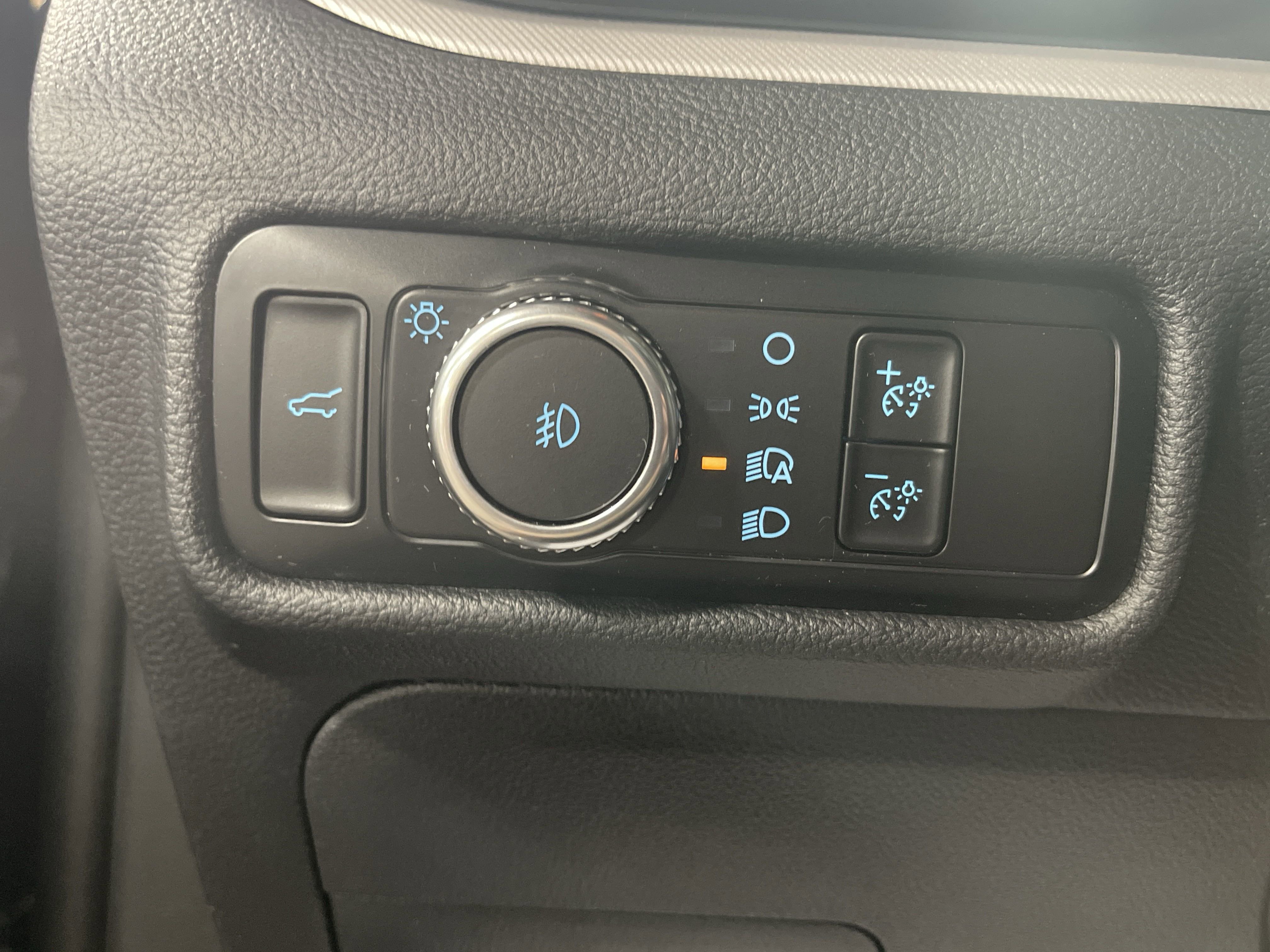 Used 2023 Ford Explorer XLT w/ Equipment Group 202A image 20