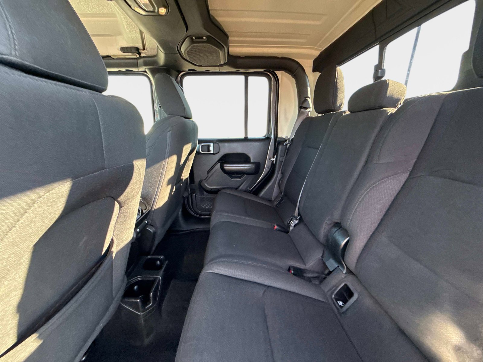 Used 2020 Jeep Gladiator Sport w/ Quick Order Package 24S AWD/4WD image 14