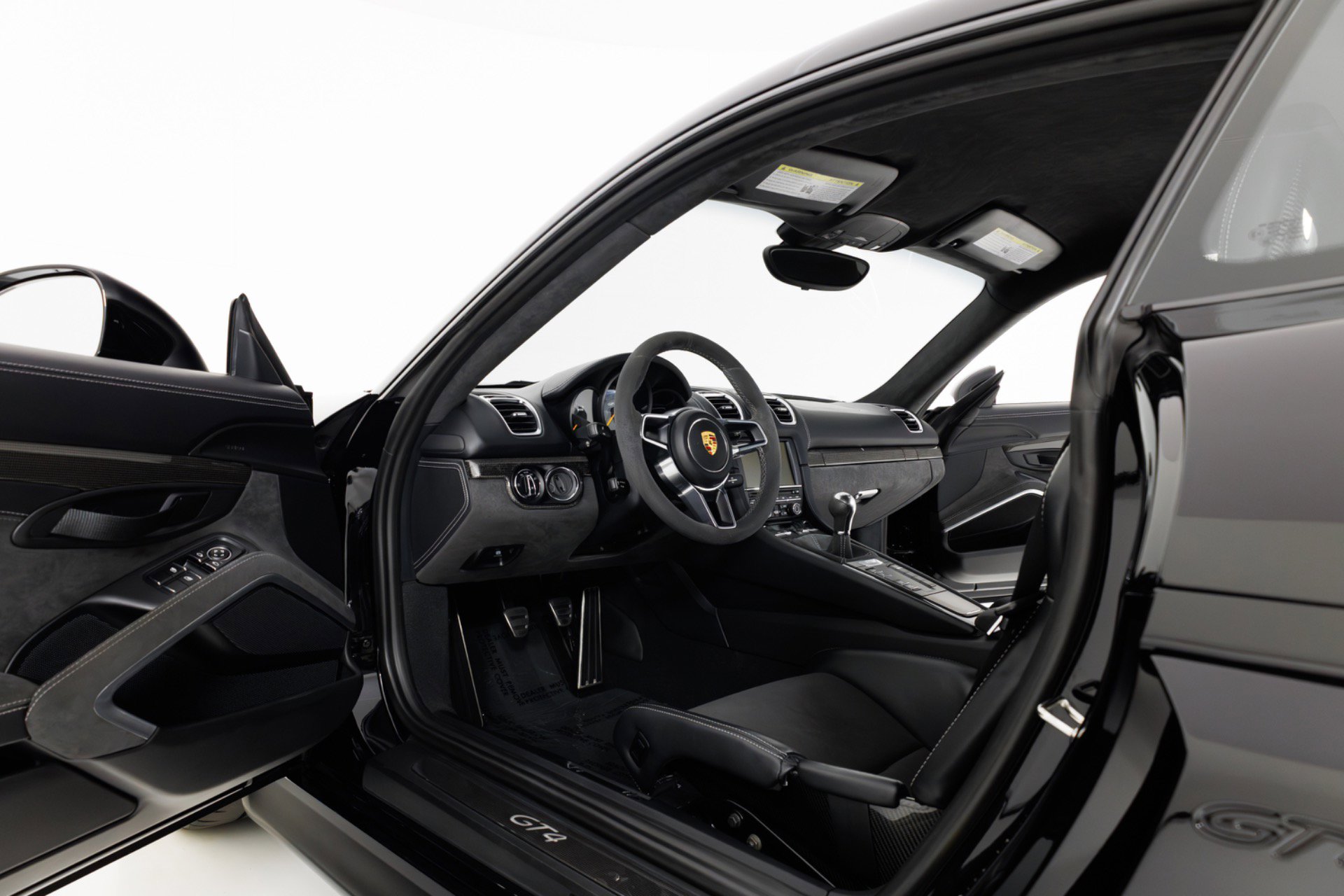 Used 2016 Porsche Cayman GT4 RWD image 13