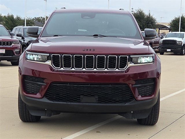 Used 2024 Jeep Grand Cherokee Altitude video 2