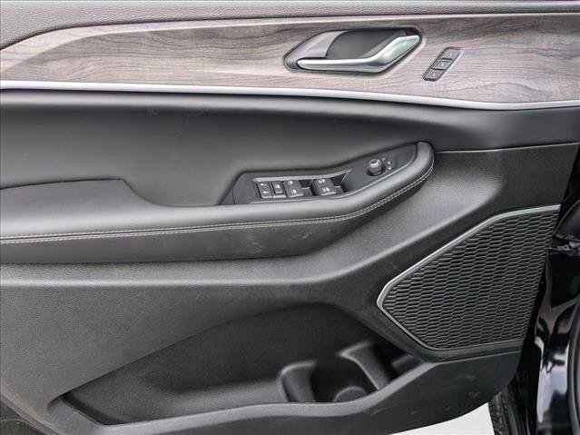 New 2026 Jeep Grand Cherokee Limited w/ Limited Altitude Package image 17