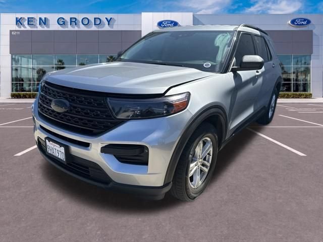 Used 2023 Ford Explorer XLT RWD image 4