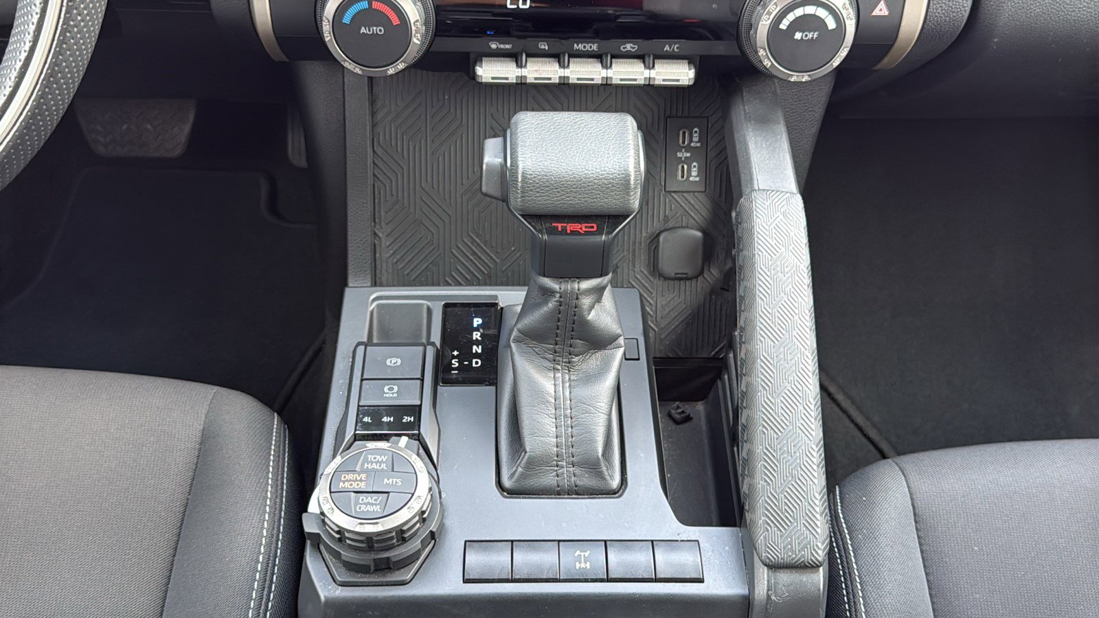 Used 2024 Toyota Tacoma TRD Off-Road AWD/4WD image 18