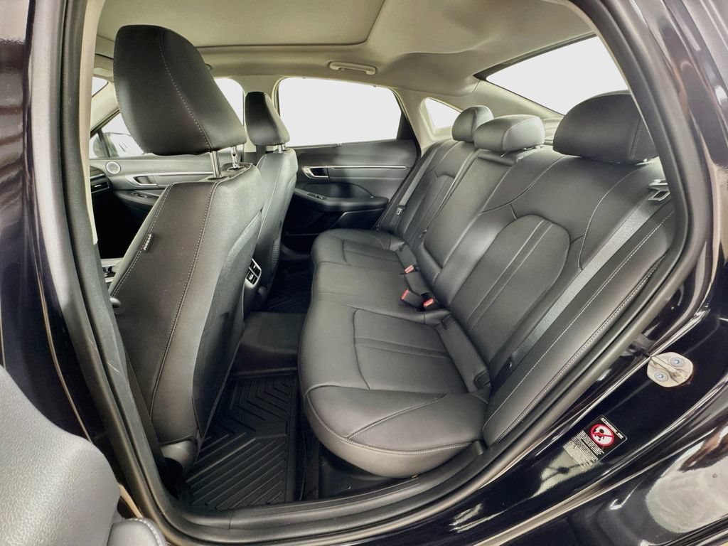Used 2023 Hyundai Sonata Limited w/ Cargo Package FWD image 24