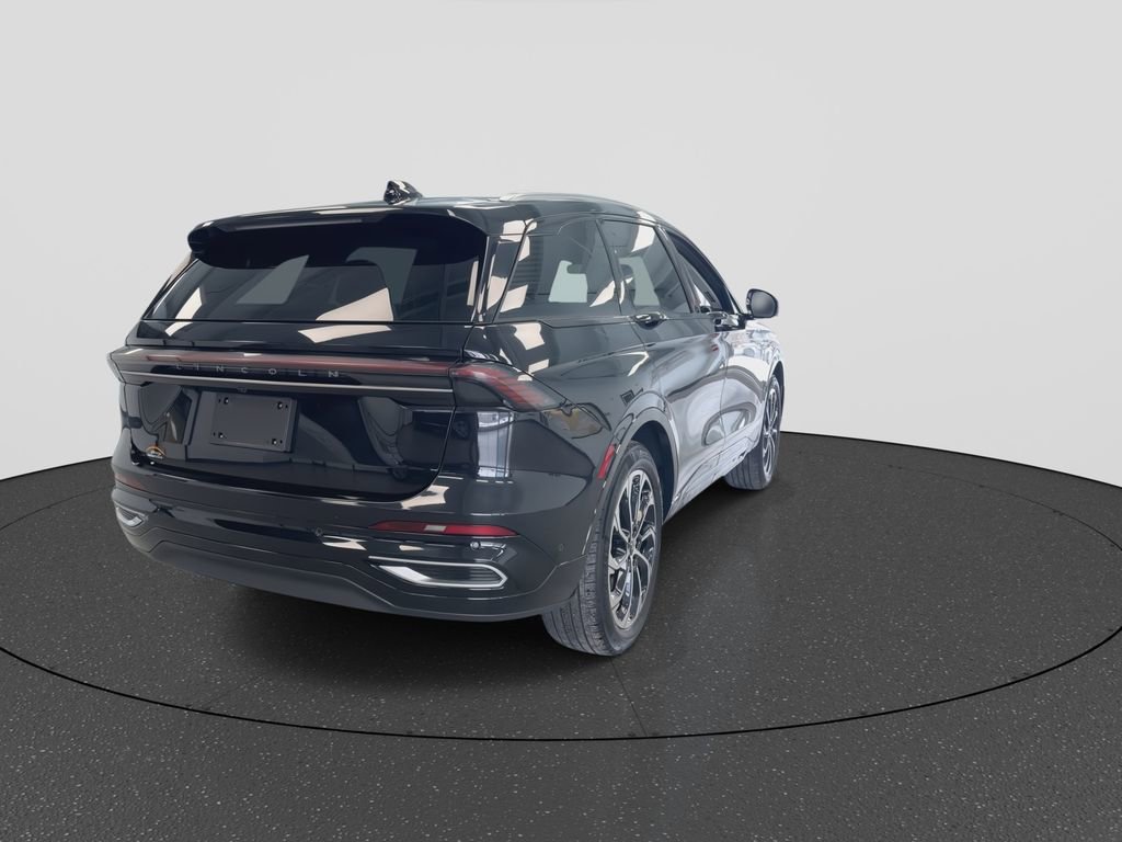 Used 2024 Lincoln Nautilus Reserve AWD/4WD image 7