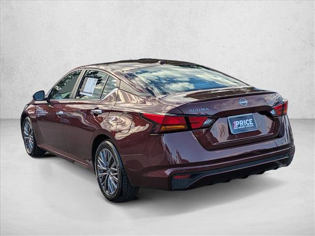 Used 2024 Nissan Altima 2.5 SV image 8