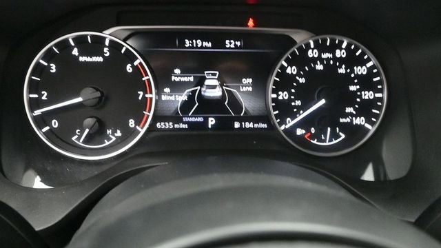 Used 2023 Nissan Rogue S FWD image 17