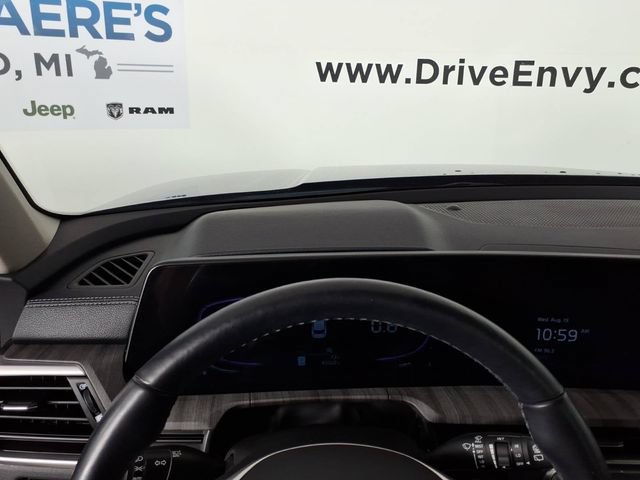 Used 2024 Kia Telluride EX w/ EX Captain's Chair Package AWD/4WD image 28