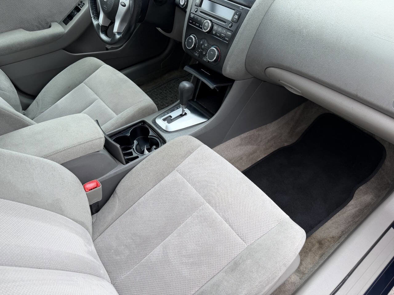 Used 2009 Nissan Altima 2.5 S w/ Convenience Pkg FWD image 25