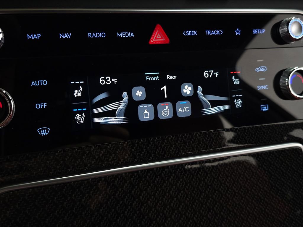 Used 2025 Genesis GV80 3.5T e-SC image 41