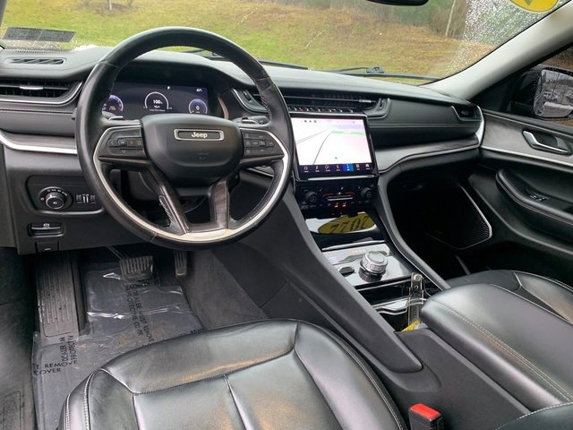 Certified 2022 Jeep Grand Cherokee L Limited image 18