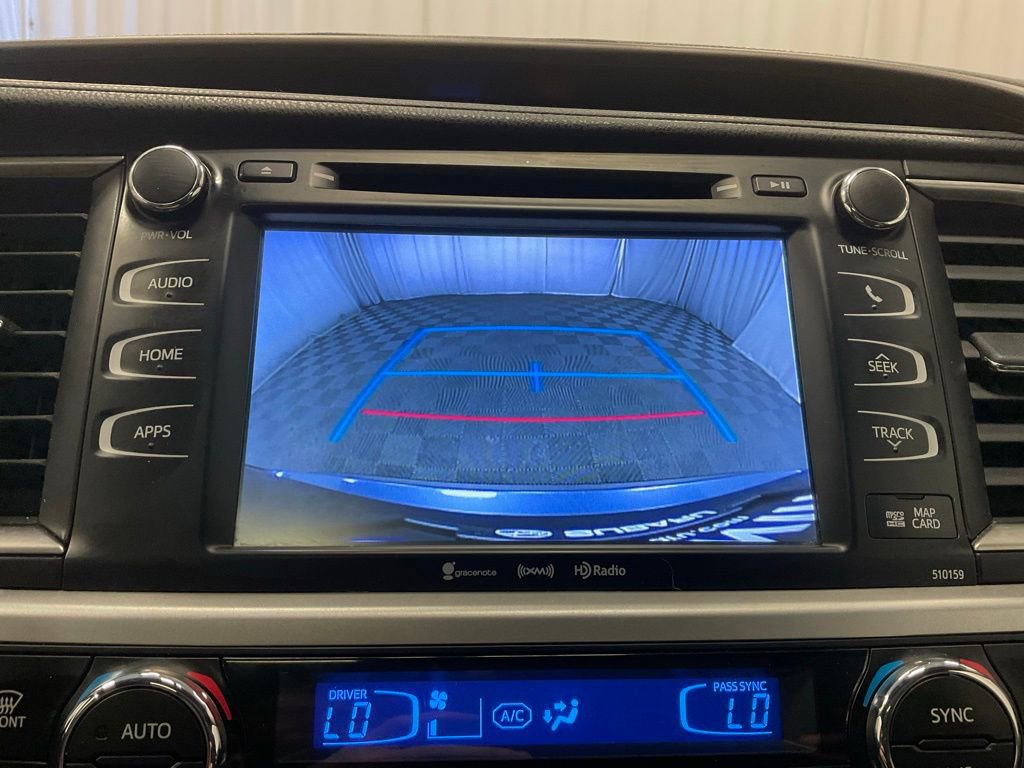 Used 2016 Toyota Highlander XLE AWD/4WD image 21